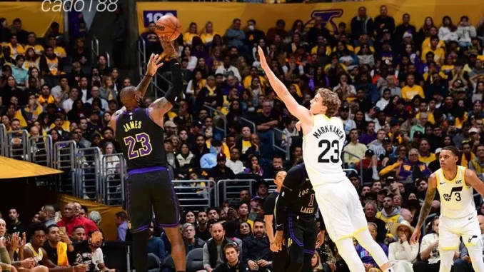 Soi kèo bóng rổ giải NBA Utah Jazz vs LA Lakers ngày 14_1 Soi kèo bóng rổ giải NBA Utah Jazz vs LA Lakers ngày 14_1