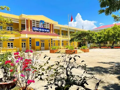 Mơ thấy trường học có nhiều trường hợp mang ý nghĩa khác nhau Điềm báo mơ thấy trường học