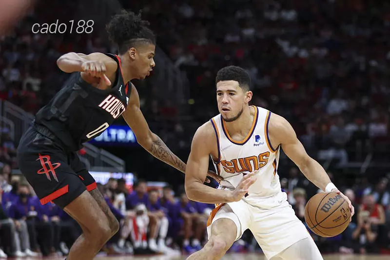 Phoenix Suns cuối cùng cũng tìm lại cảm giác chiến thắng trong trận đấu gần nhất. Soi kèo bóng rổ NBA Houston Rockets vs Phoenix Suns ngày 1_3