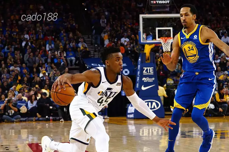 Golden State Warriors đang trong hành trình tìm lại vị thế trên BXH miền Tây Soi kèo bóng rổ NBA Utah Jazz vs Golden State Warriors 13_2