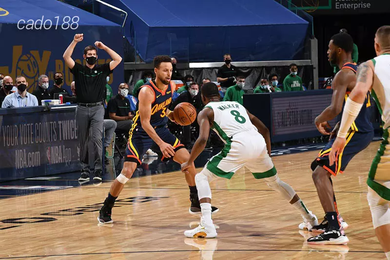 Boston Celtics vẫn đang bay rất cao trên bảng xếp hạng miền Đông Soi kèo bóng rổ Boston Celtics vs Golden State Warriors 4_3