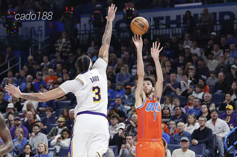 King James chính thức chạm tới được cột mốc 40 000 điểm trong cả sự nghiệp thi đấu tại NBA Soi kèo bóng rổ NBA LA Lakers vs Oklahoma City Thunder 5_3