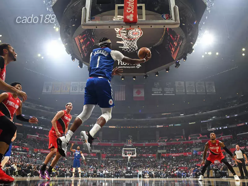 LA Clippers đã hoàn toàn bị ba đội xếp bỏ xa trên bảng xếp hạng miền Tây Soi kèo bóng rổ Portland Trail Blazers vs LA Clippers 21_3