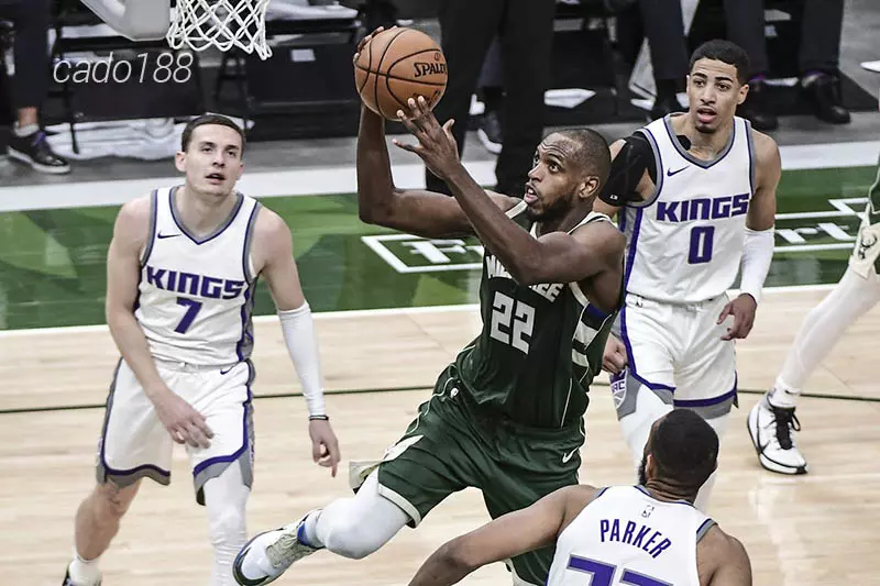 Damian Lillard đã thể hiện một phong độ vô cùng tốt trước LA Clippers trong chuyến du đấu gần nhất Soi kèo bóng rổ Sacramento Kings vs Milwaukee Bucks 13_3
