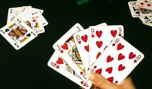 Cách chơi phỏm tá lả không quá khó Cách chơi bài phỏm tá lả