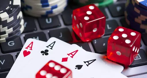 Phỏm tá lả là game bài được nhiều người ưa thích lựa chọn Bài phỏm tá lả