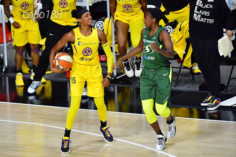 Seattle Storm đang bay cao phong độ và nằm trong top các đội cạnh tranh cho vị trí dẫn đầu Soi kèo bóng rổ Los Angeles Sparks vs Seattle Storm 17_7
