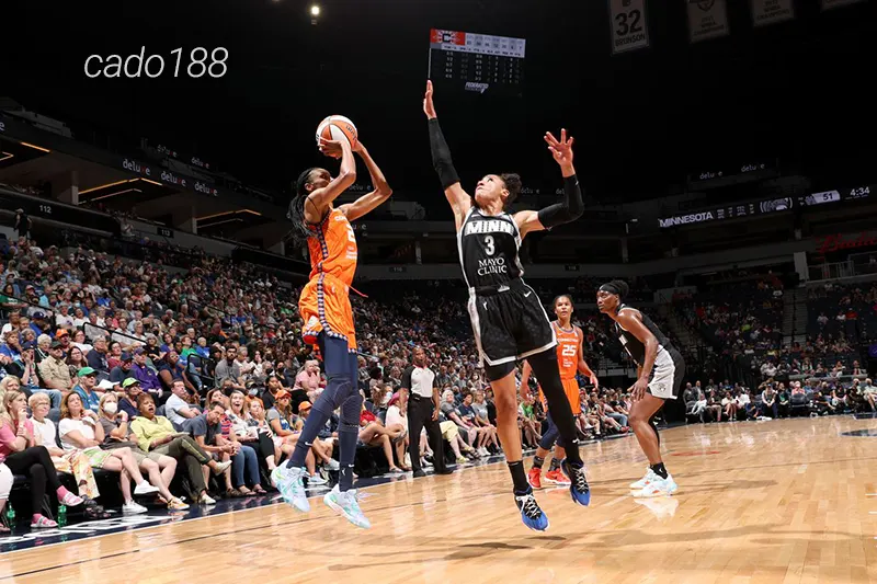 Vị trí của Minnesota Lynx và Connecticut Sun đang rất lung lay sau chuỗi phong độ bết bát của hai đội Soi kèo bóng rổ WNBA Minnesota Lynx vs Connecticut Sun 5_7