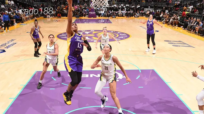 Dallas Wings và Los Angeles Sparks hiện đang chia nhau hai vị cuối bảng xếp hạng Nhận định bóng rổ Dallas Wings vs Los Angeles Sparks 26_8