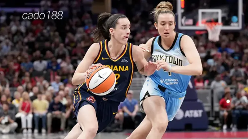 Kelsey Mitchell và Caitlin Clark tỏa sáng chứng minh Indiana Fever là đối thủ không hề dễ dàngy Soi kèo bóng rổ WNBA Chicago Sky vs Indiana Fever ngày 31_8