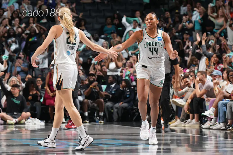 New York Liberty đang có dấu hiệu sa sút phong độ với 2 thất bại chỉ sau 3 trận thi đấu Soi kèo bóng rổ WNBA Seattle Storm vs New York Liberty 31_8
