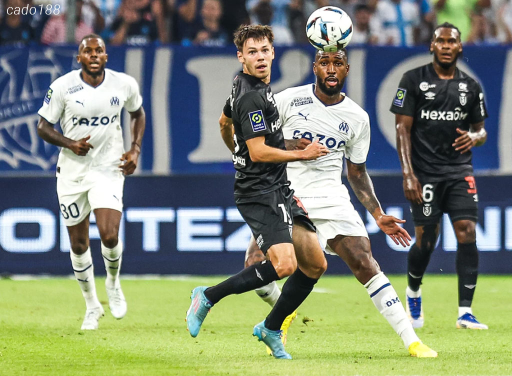Soi kèo xiên ngày 26/08 Marseille vs Reims, Ligue 1