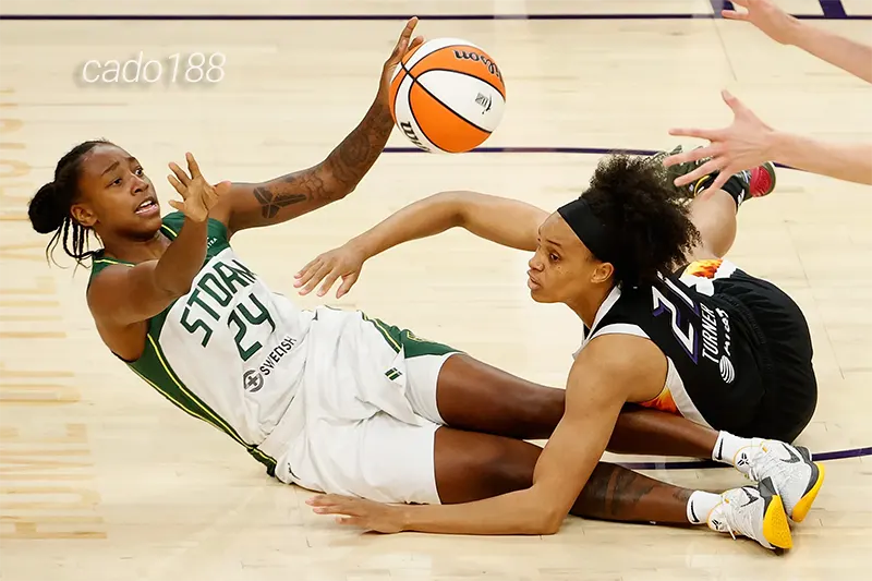 Seattle Storm chính thức bị Las Vegas Aces vượt mặt bảng xếp hạng sau chuỗi phong độ bết bát gần nhất Soi kèo bóng rổ WNBA Seattle Storm vs Phoenix Mercury 8_9