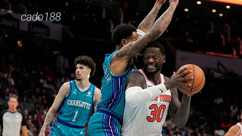 Charlotte Hornets vẫn sở hữu hai sao trẻ LaMelo Ball và pick 3 NBA Draft mùa giải 2023 Brandon Miller Soi kèo bóng rổ Charlotte Hornets vs New York Knicks 7_10