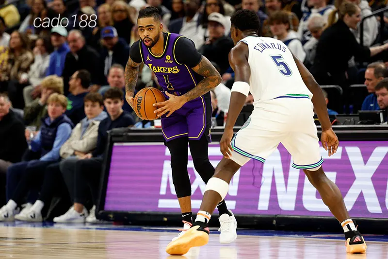 Minnesota Timberwolves và LA Lakers sẽ có trận tái đầu trong vòng đấu đầu tiên tại NBA Pre Season Soi kèo bóng rổ LA Lakers vs Minnesota Timberwolves 5_10