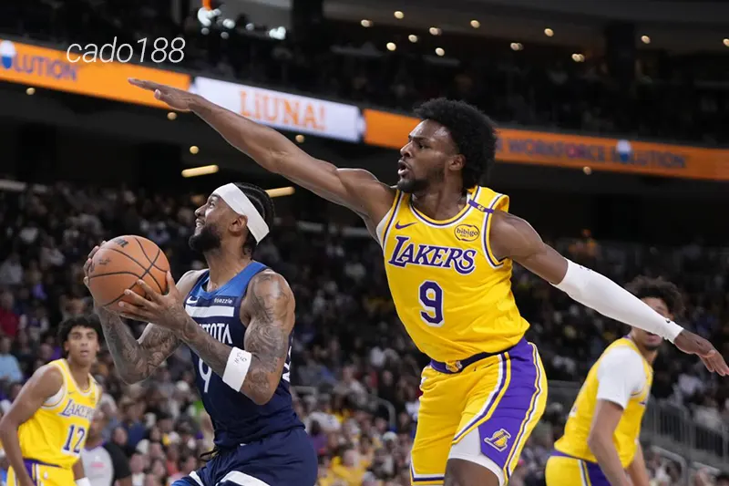 LA Lakers sẽ cần nhanh chóng lấy lại tinh thần và chuẩn bị cho trận đấu quan trọng trên sân nhà Soi kèo bóng rổ NBA LA Lakers vs Minnesota Timberwolves 1-5