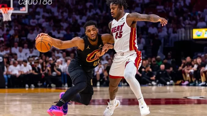 Soi kèo bóng rổ NBA Miami Heat vs Cleveland Cavaliers 29_4 Soi kèo bóng rổ NBA Miami Heat vs Cleveland Cavaliers 29_4