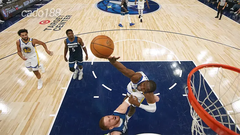 Đoàn quân HLV Steve Kerr đã thi đấu ổn định hơn rất nhiều khi trở về tổ ấm Chase Center Soi kèo bóng rổ GS Warriors vs Minnesota Timberwolves 13_5